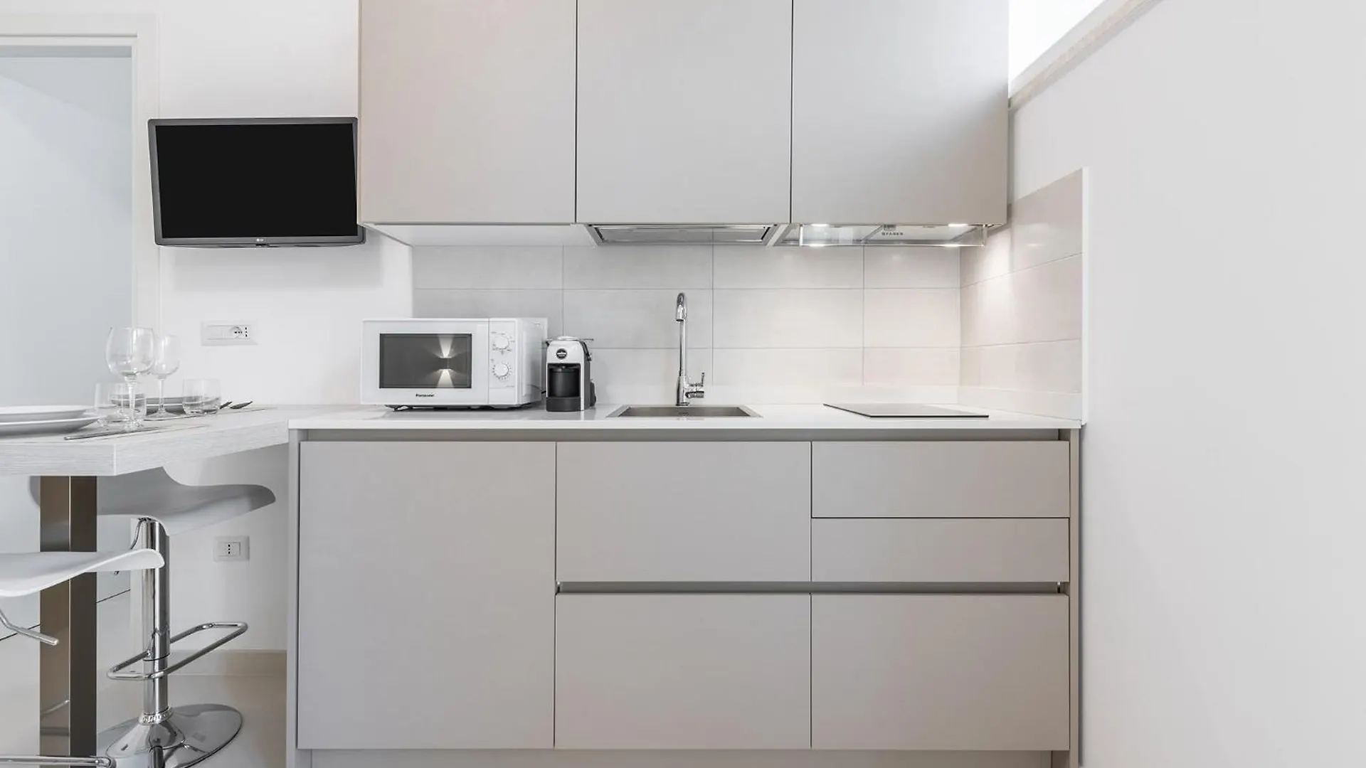 Al Parco Studios - Studio Caravaggio كالياري